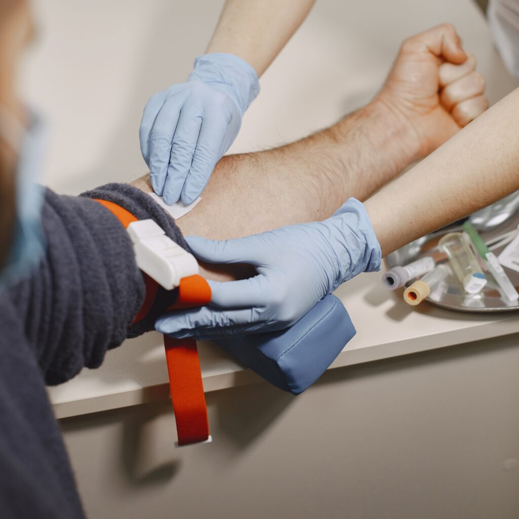 Blutabnahme im Rahmen einer Laboruntersuchung